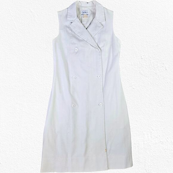 1960s Vintage White Sleeveless Mod Double Breasted Sporty Shift Dress Size 2 - Picture 1 of 14